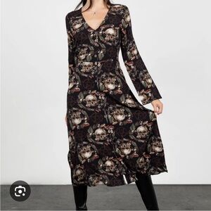 Disturbia Goliath Flared Sleeve Midaxi Dress